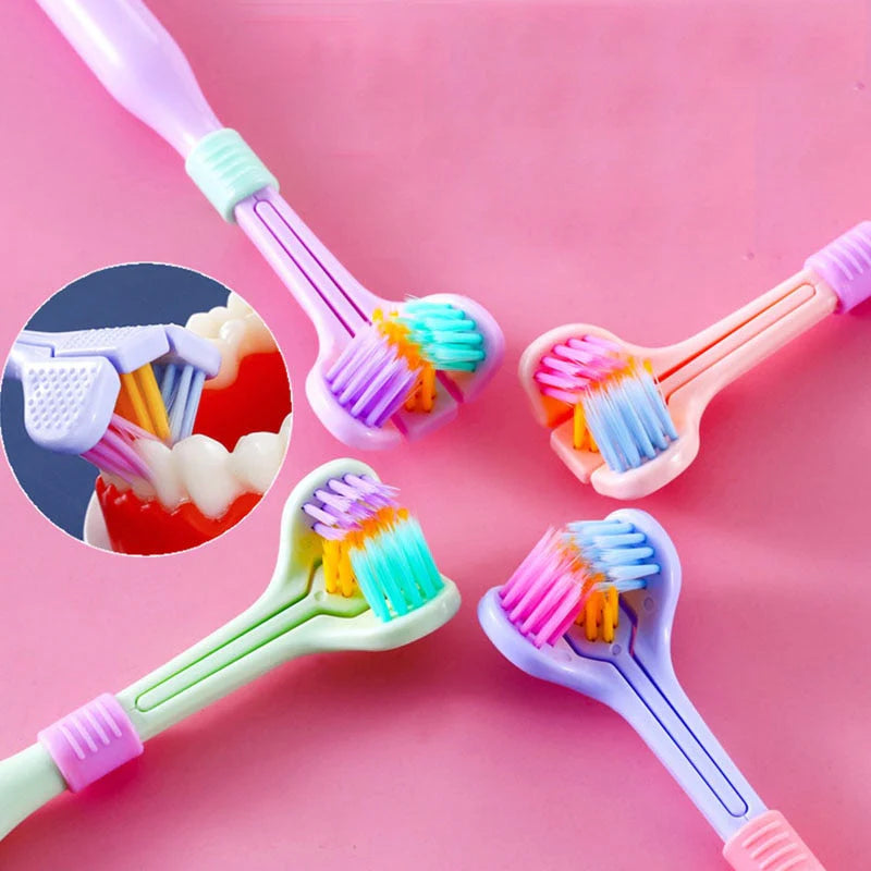 MagicBrush™ – Periuța cu 3 Fețe pentru Copii | Oferta 1+1 Gratuit